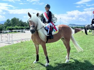 b9904fa0-2337-4d09-aaa6-5b09fbc07a8d